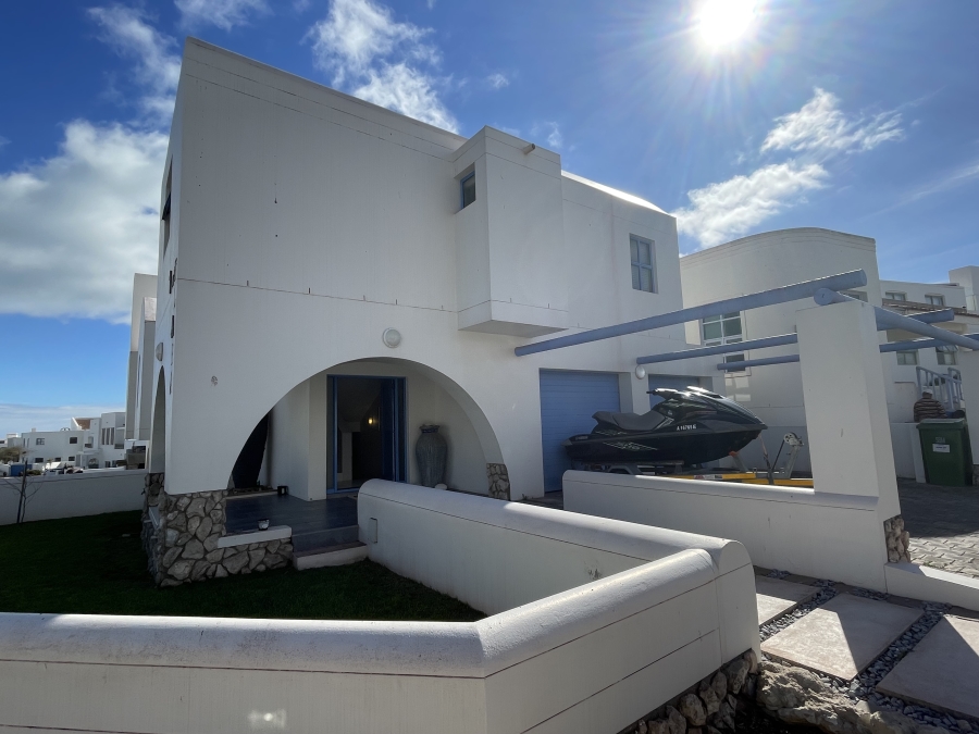 4 Bedroom Property for Sale in Paradise Beach Western Cape